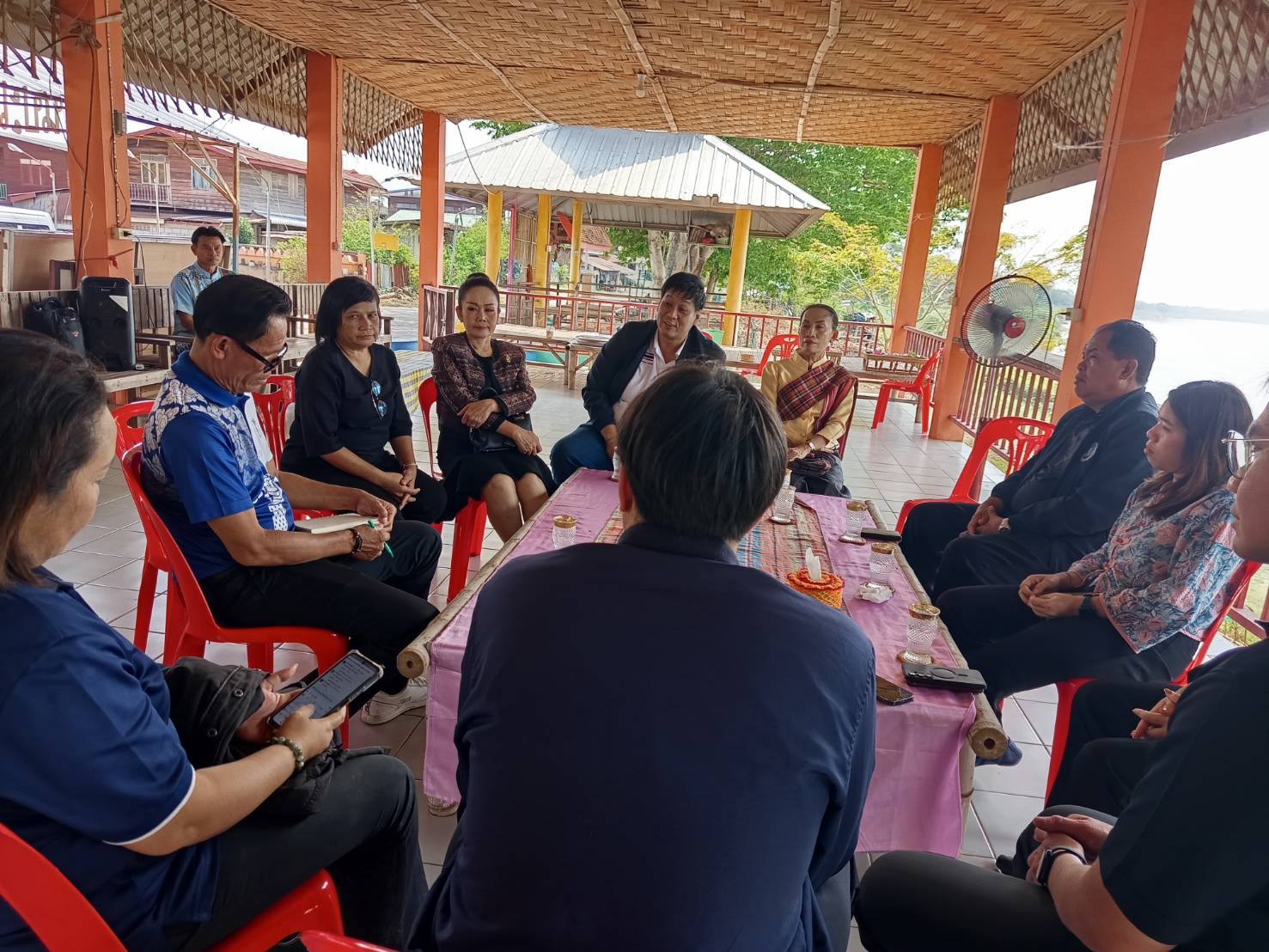 พช.เมืองหนองคาย ร่วมลงพื้นที่แหล่งท่องเที่ยววิถีชุมชนตำบลปะโค